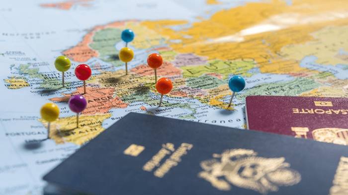 What is the Difference Between Citizenship and Residency